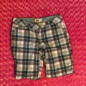 So Shorts size 7 juniors
